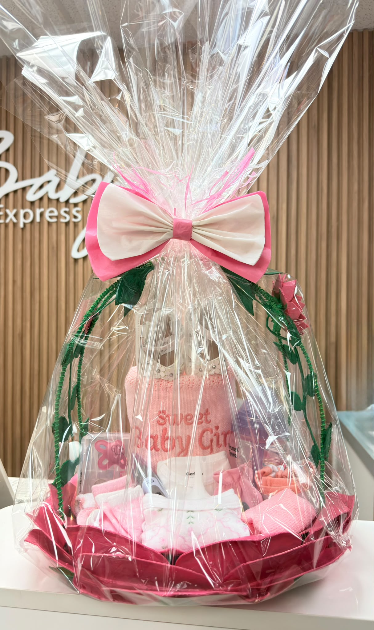 GIFT BASKET