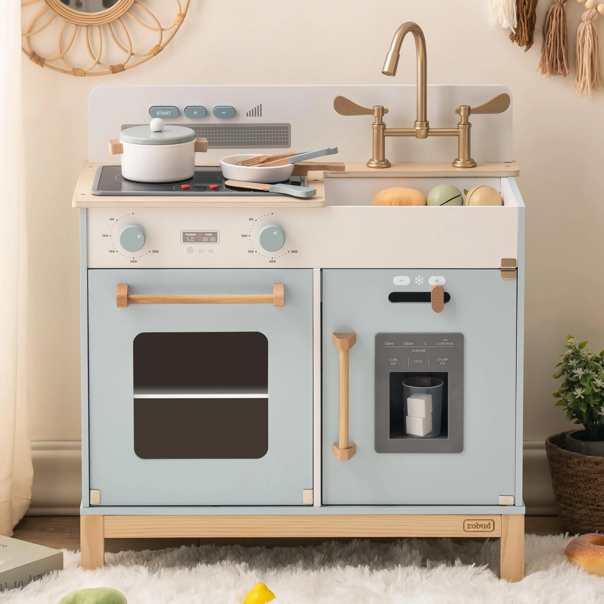 ROBUD WOODEN KITCHEN