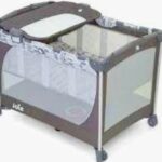 JOIE COMMUTER CHANGE PLAYPEN